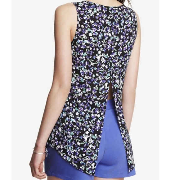 NWT Express Split-Back Ditsy Floral Tank - Picture 2 of 10